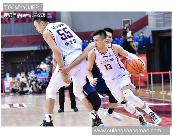 重庆篮球队与成都篮球队赛后复盘分析球员个人能力的对比与启示